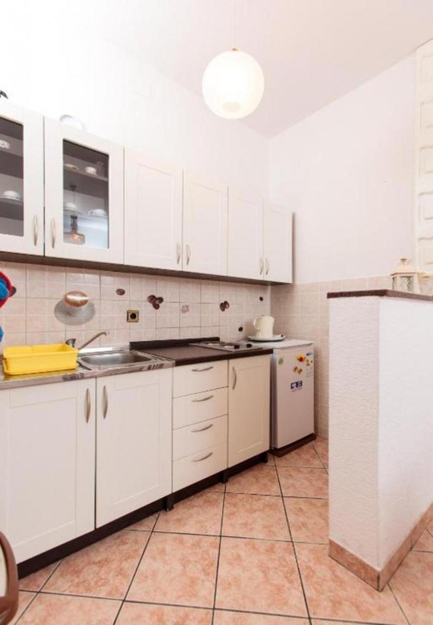 Apartment Knez 1 - 50 M From Beach Podstrana Exteriér fotografie
